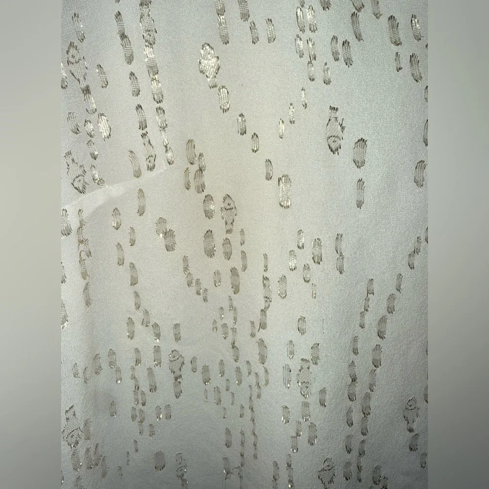 Lilly Pulitzer ELLAREY Cream V-Notch Metallic Dot Silk Blouse Size M - Picture 4 of 12
